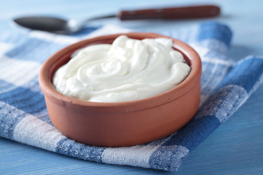 Greek yogurt for the 6-petal diet